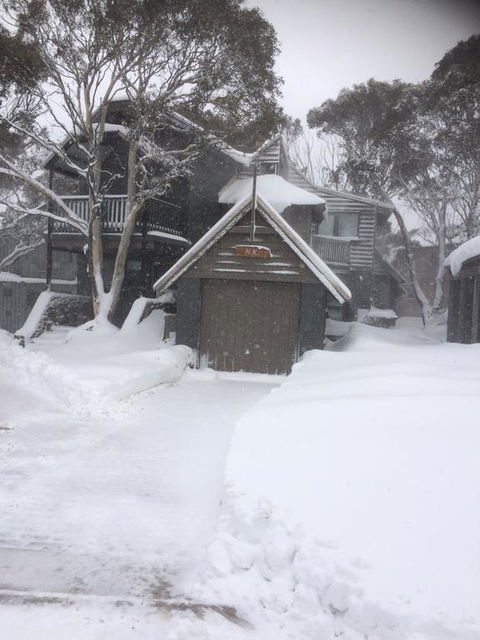 High Knob - Accommodation VIC 3