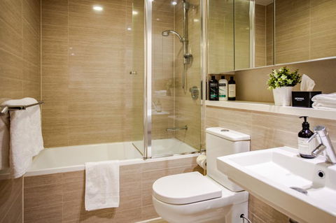 HOAMA Properties At Wentworth Point - Accommodation VIC 2