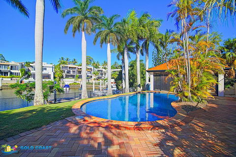 Holiday Home Coveside @ Sanctuary Cove - Accommodation VIC 0