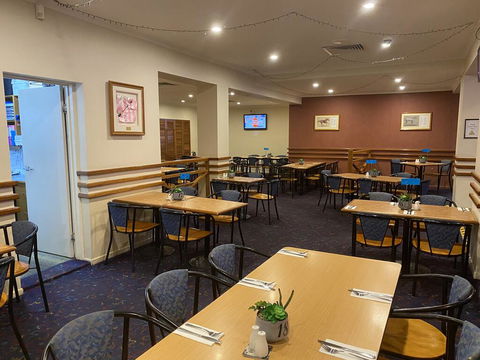 Horse & Jockey Hotel Motel - Accommodation VIC 3