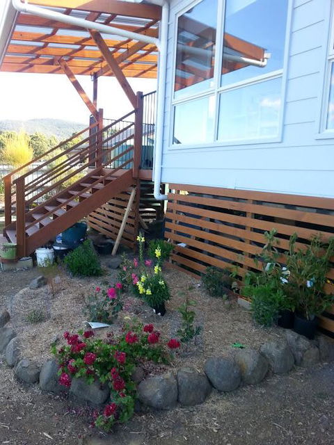 Islandview Beachhouse - 60m Down Driveway To Beach, Dover Tasmania - Accommodation VIC 3