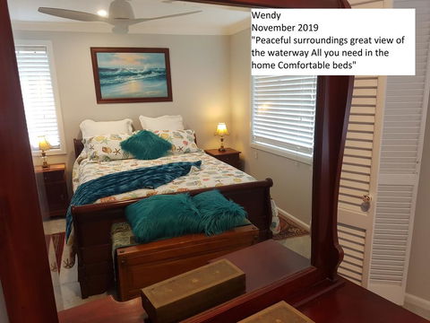 Januce - Delightful River Front House In Urunga - Accommodation VIC 3