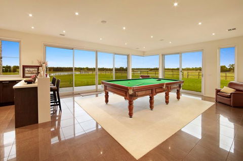 Jolong Park Club House - Accommodation VIC 2