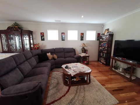 Joondalup Guest Home - Accommodation VIC 3