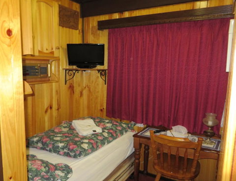 Karelia Alpine Lodge - Accommodation VIC 1