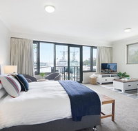 King size studio with water view walk to the city - Accommodation VIC