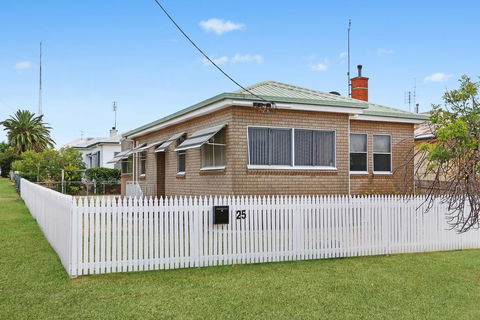 King's Park - Accommodation VIC 1