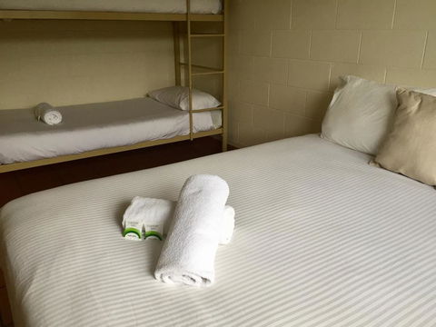 Koala Beach Resort Cairns - Accommodation VIC 3