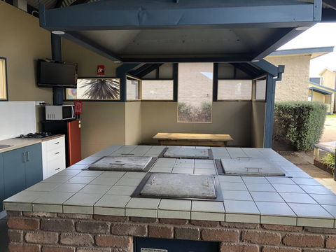 Koonwarra Holiday Park - Accommodation VIC 2