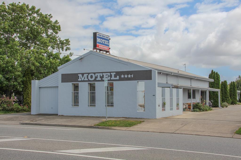 Koo Wee Rup North VIC Accommodation VIC