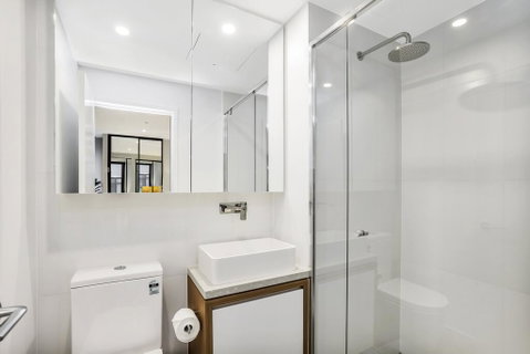KOZYGURU FORTITUDE VALLEY DESIGNER GRADE 2 BED APT FREE PARKING QFV179-1401 - Accommodation VIC 2