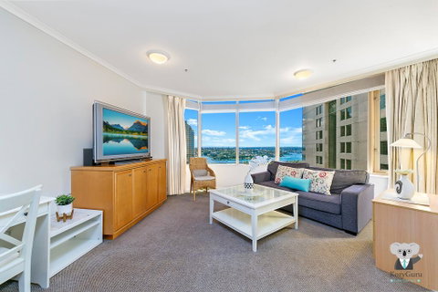 KOZYGURU THE ROCKS HARBOUR BRIDGE VIEW 1 BED APT SWIMMING POOL NTR098 - Accommodation VIC 0