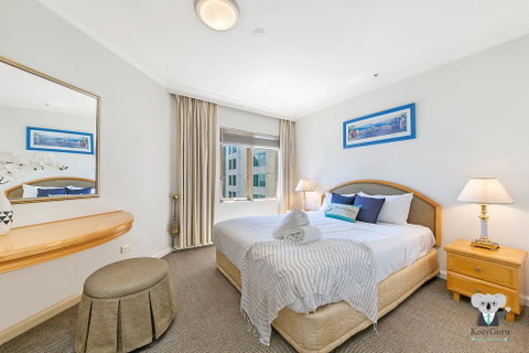 KOZYGURU THE ROCKS HARBOUR BRIDGE VIEW 1 BED APT SWIMMING POOL NTR098 - Accommodation VIC 1