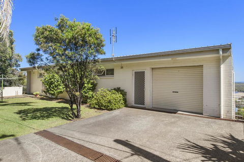 La Mer, 19 Dulconghi Street - Accommodation VIC 3