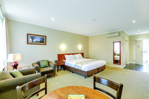 Lake Inn - Ballarat - Accommodation VIC 3