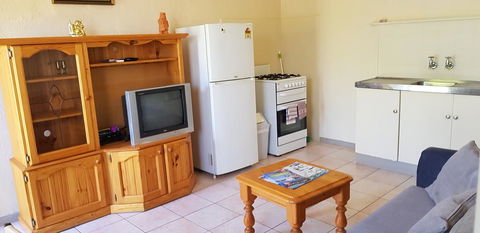 Lakes Entrance Holiday Units - Accommodation VIC 2