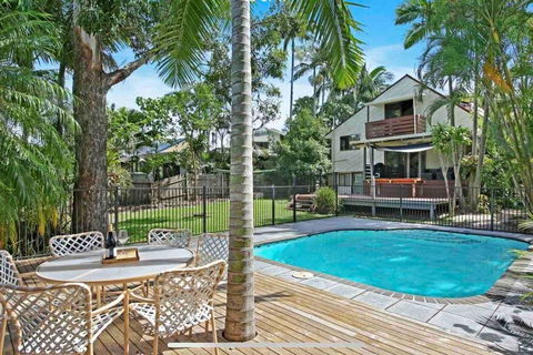 Lakeside Beach House - Hostie Properties - Accommodation VIC 0