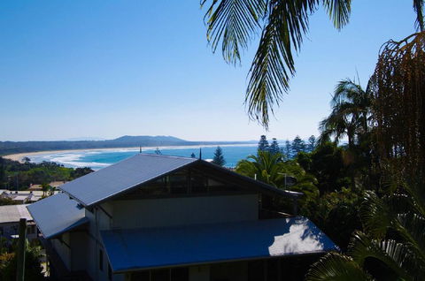 LaMaison De Shines, 13 Dulconghi Street - Accommodation VIC 0