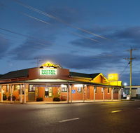 Lamington Hotel Motel - Detached Motel - Accommodation VIC