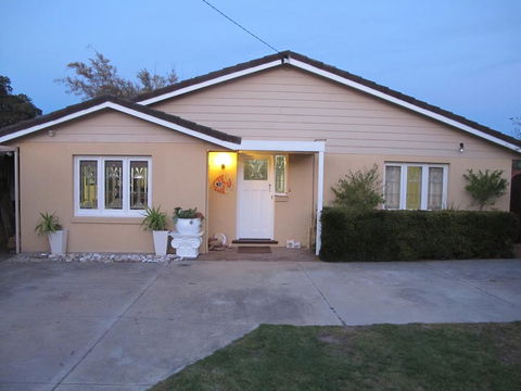 Layton Street Apartments - Accommodation VIC 0