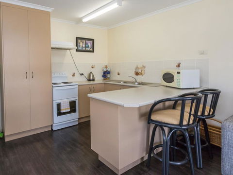 Leisure Lee Hervey Bay - Accommodation VIC 3