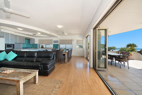 Lennox On The Beach Unit 1 - Lennox Head - Accommodation VIC 2