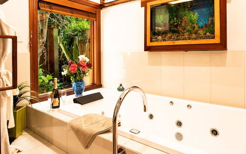Lillypilly's Cottages & Day Spa - Accommodation VIC 1