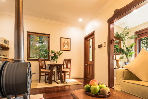 Lillypilly's Cottages & Day Spa - Accommodation VIC 3