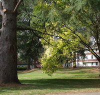 Linaker Quarters - Accommodation VIC