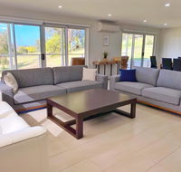 Luxury 3BR Home with KING Bed Metung - Accommodation VIC
