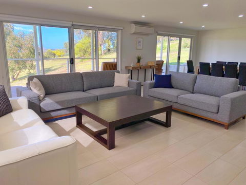 Luxury 3BR Home With KING Bed Metung - Accommodation VIC 3