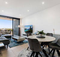 Luxury Living with Panoramic Views - Accommodation VIC