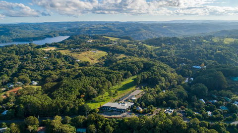 Luxury Spa Retreat With Ocean And Hinterland Views - Accommodation VIC 1