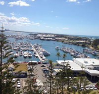 Main Beach Waterfront Apartment - Accommodation VIC