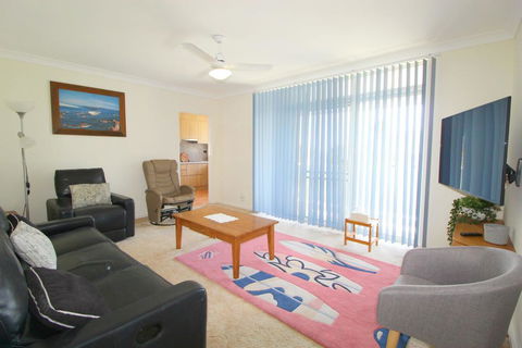 Main Stay 8, 1 Main Street - Accommodation VIC 2