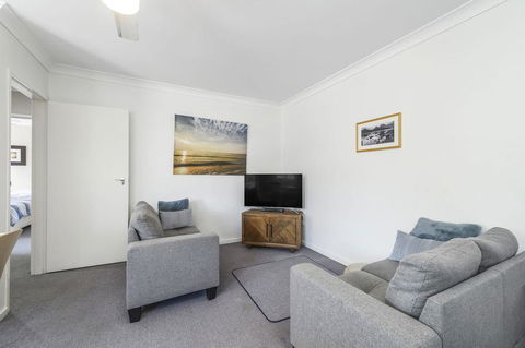 Maliblue, 5/1 Main Street, Crescent Head - Accommodation VIC 0