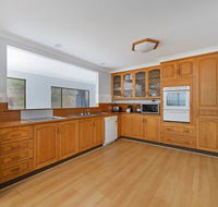 Malibu Holiday House 6 Dulconghi Street - Accommodation VIC