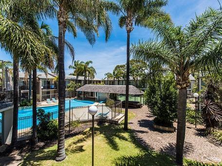 Mandurah Motel And Apartments - Accommodation VIC 0