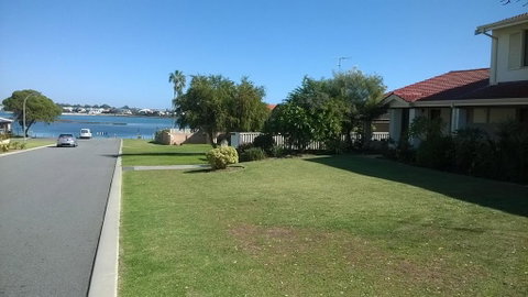 Mandurah Soldiers Cove Estuary Edge Townhouse - Accommodation VIC 0