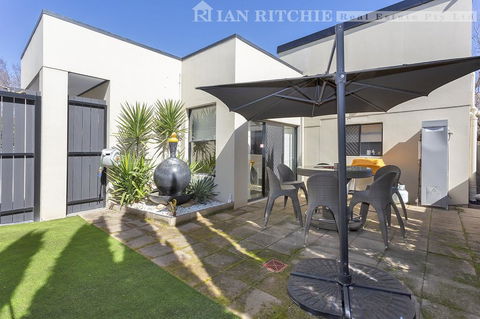 Marilyns Place: Private + Spacious + Central - Accommodation VIC 1