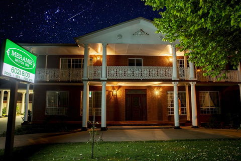 Meramie Motor Inn - Accommodation VIC 2