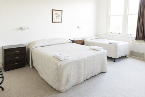 Mercantile Hotel - Accommodation VIC 3