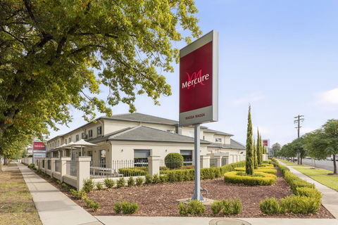 Mercure Wagga Wagga - Accommodation VIC 3