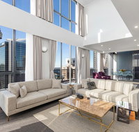 Meriton Suites Pitt Street - Accommodation VIC