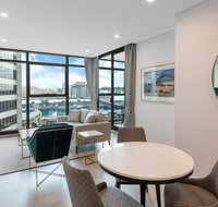 Meriton Suites Sussex Street - Accommodation VIC