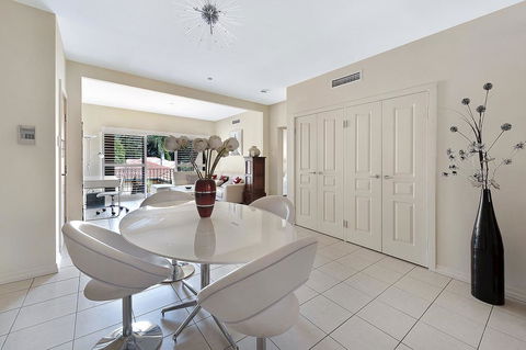 Midori Villa 2 - Accommodation VIC 1