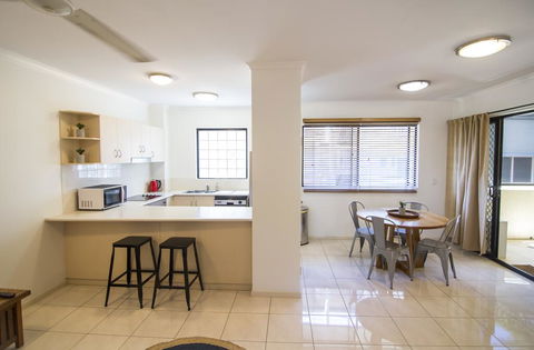 Minnie St 2 Bedroom / 2 Bathroom Apartment - Accommodation VIC 2