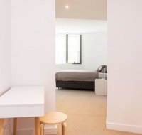Modern 2 Bedroom Apartment in Darling Harbour - Accommodation VIC