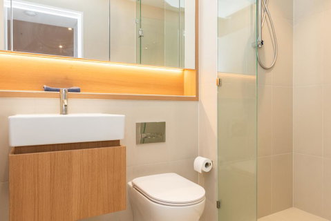 Modern Apartment In Darling Harbour - Accommodation VIC 2