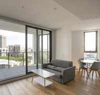 Modern Apartment in Darling Harbour - Accommodation VIC